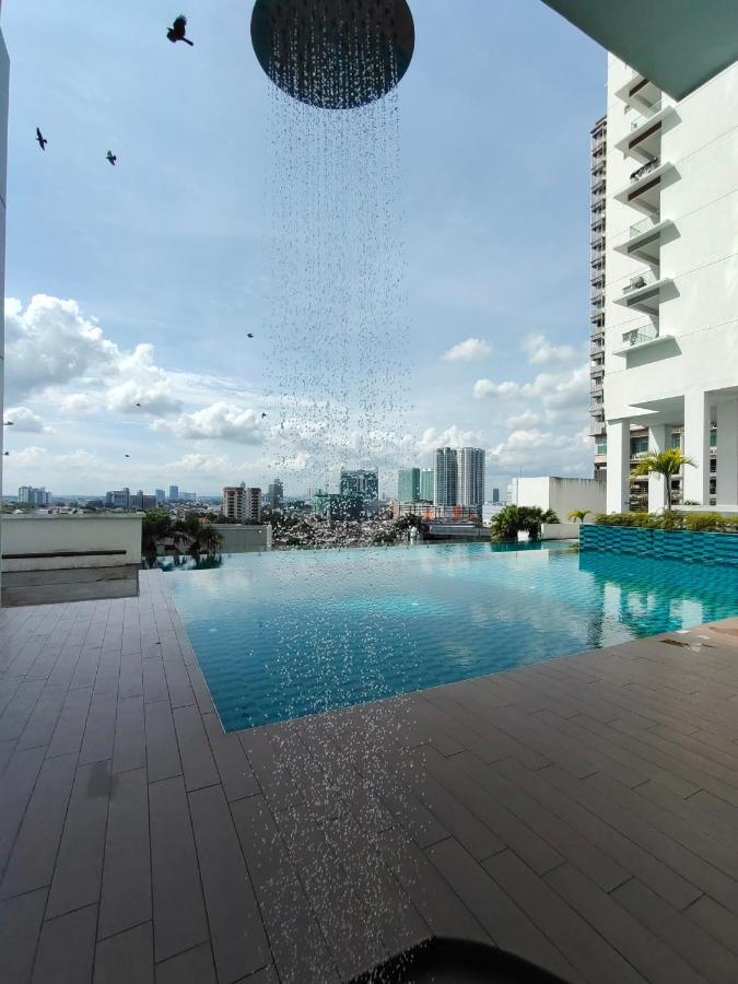 Glex Homes, Pinnacle Tower Johor Bahru Zewnętrze zdjęcie